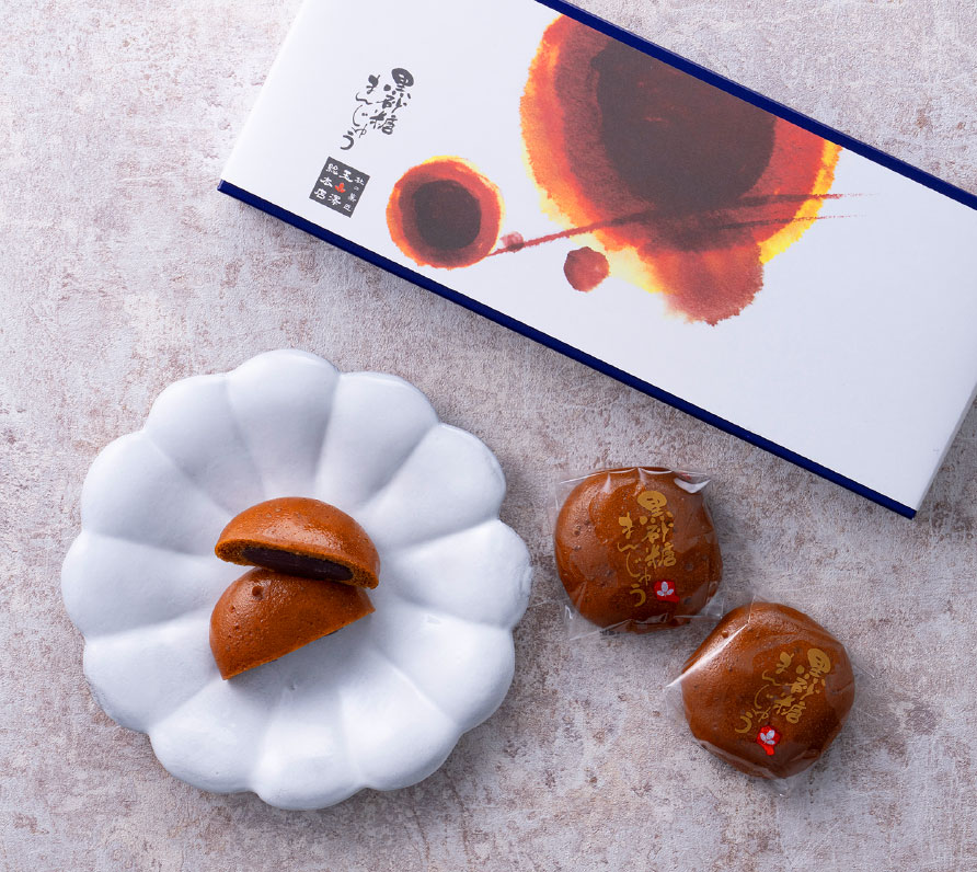 Main Building B1F / Tamazawa Sosahonten
                      Brown Sugar Manju