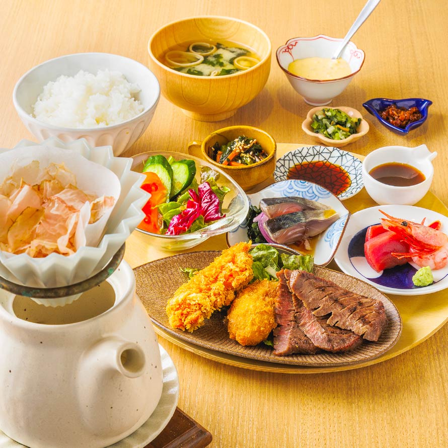 Main Building B1F / Odashi Sake Ate Yachiyo
                      Miyagi Sendai Local Gourmet Set