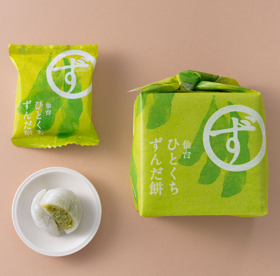 Main Building B1F / Sendai Hitokuchi Zunda Mochi Honpo
                      Sendai Hitokuchi Zunda Mochi [4 pieces]
                      650 yen (tax included)