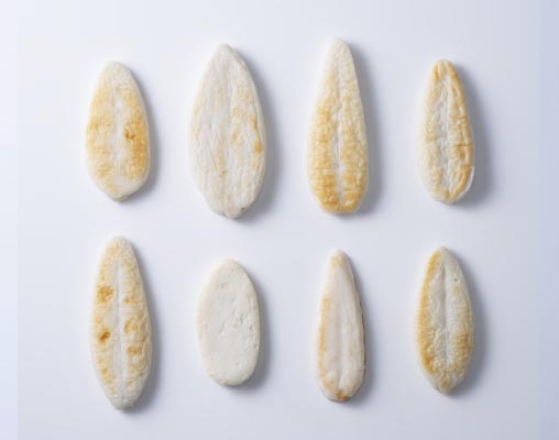 Find your favorites with our taste-test reports
                      Specialty souvenirs: Sasa-kamaboko (Fish Cakes)