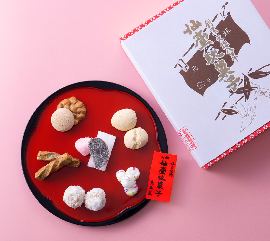 本館B1F 元祖仙臺駄菓子本舗　熊谷屋
仙台駄菓子箱詰
［550ｇ］
