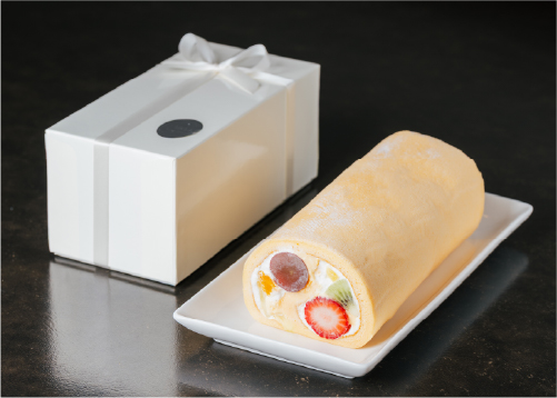 フルーツロール
（ギフトボックス入り）／ITAGAKI DESSERT KITCHEN